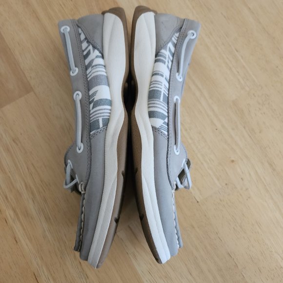 FINAL SALE! Sperry Top-Side Gray Leather Boat Shoes memory foam - size 6M - Flaw - Picture 3 of 12